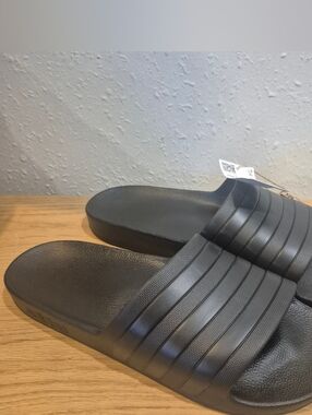 adidas gazelle silver green womens Adidas Men's Adilette Comfort Slides Shoes